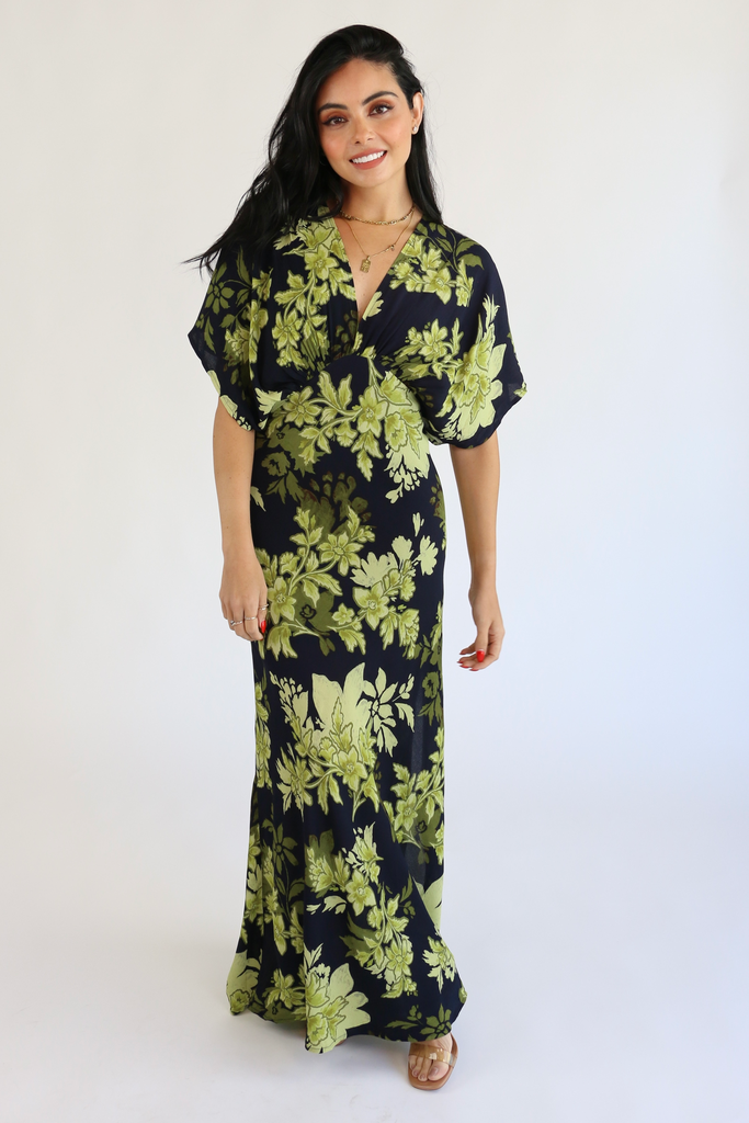 [RB05492] Midnight Vineyard (S)