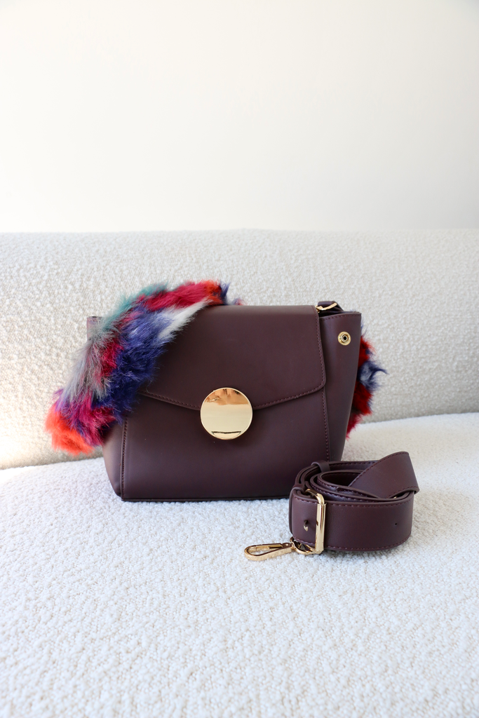 [RB05522] Iris Bolsa Wine