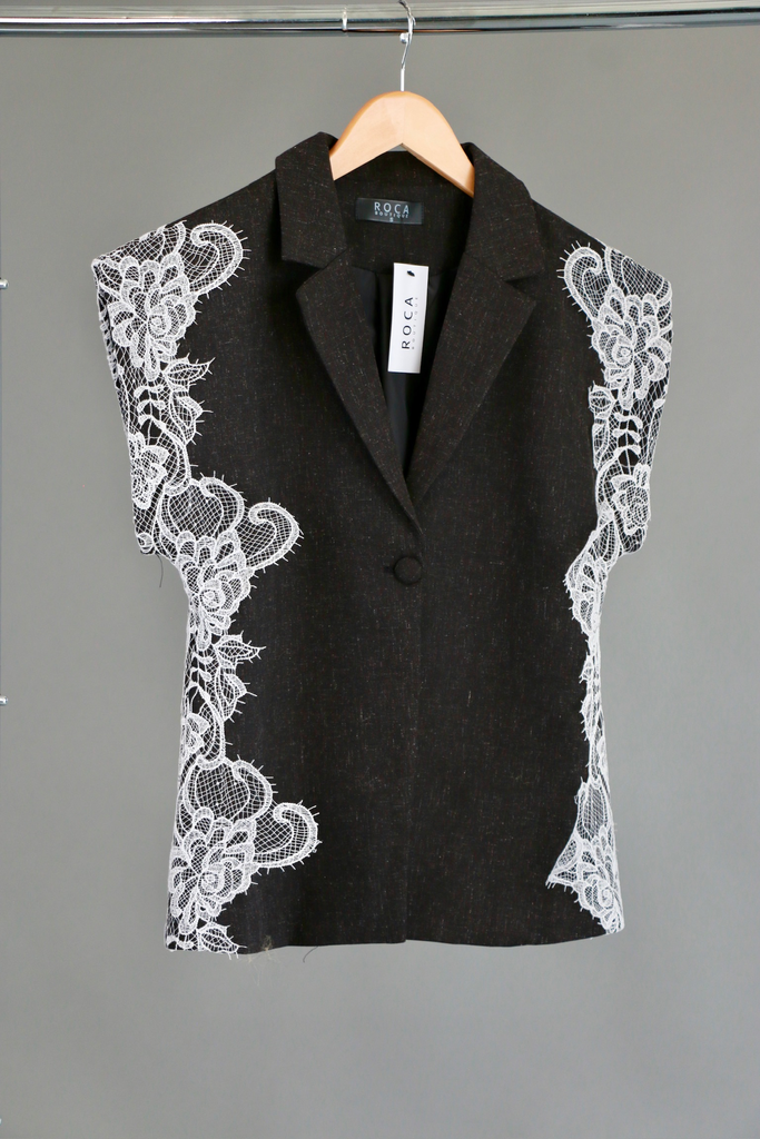 [RB06326] Ilia Vest Balck (S)