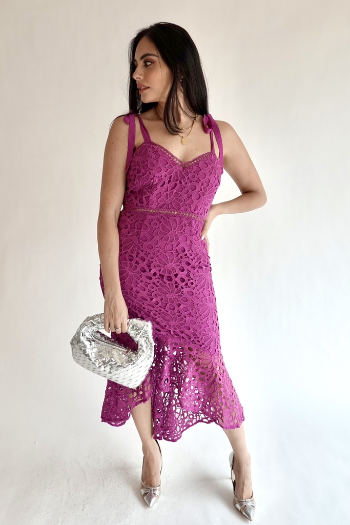 Vestido Midi Encaje Morado